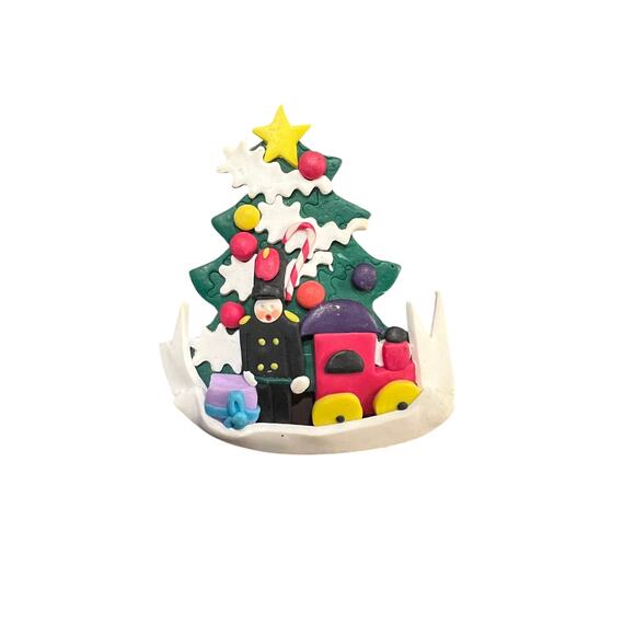 Handmade Colorful Christmas Pin - Picture 1 of 2